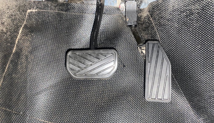 2018 Maruti Baleno ALPHA CVT PETROL 1.2, Petrol, Automatic, 40,456 km, Pedals