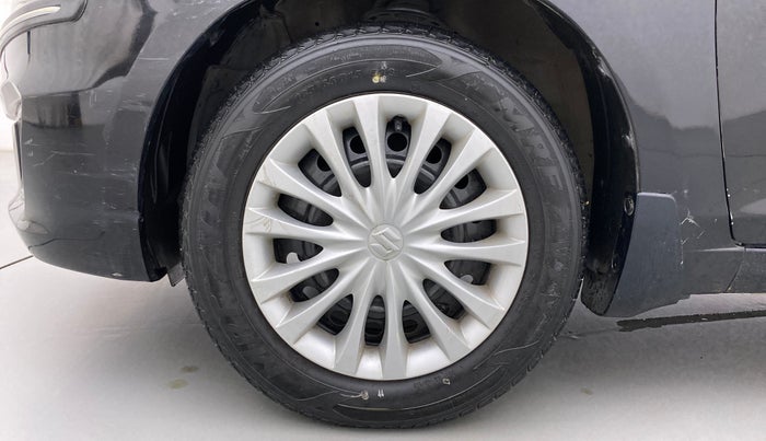 2015 Maruti Ciaz VXI, Petrol, Manual, 1,02,597 km, Right Front Wheel