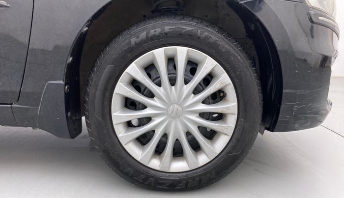 2015 Maruti Ciaz VXI, Petrol, Manual, 1,02,597 km, Left Front Wheel