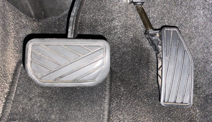 2021 Maruti Baleno ZETA CVT PETROL 1.2, Petrol, Automatic, 46,278 km, Pedals