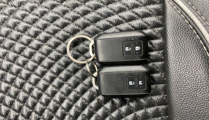 2021 Maruti Baleno ZETA CVT PETROL 1.2, Petrol, Automatic, 46,278 km, Key Close Up