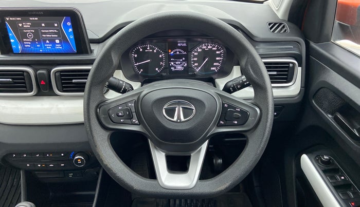 2022 Tata PUNCH ACCOMPLISHED MT, Petrol, Manual, 33,885 km, Steering Wheel Close Up