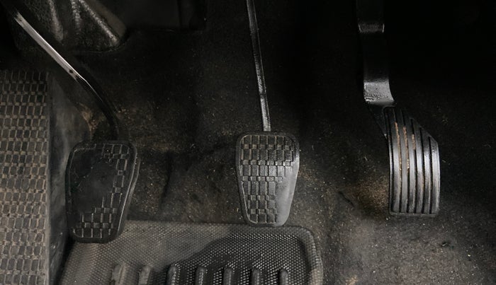 2022 Tata PUNCH ACCOMPLISHED MT, Petrol, Manual, 33,885 km, Pedals