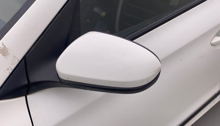 2016 Hyundai Elite i20 MAGNA 1.2, Petrol, Manual, 38,231 km, Left rear-view mirror - Minor folding noise