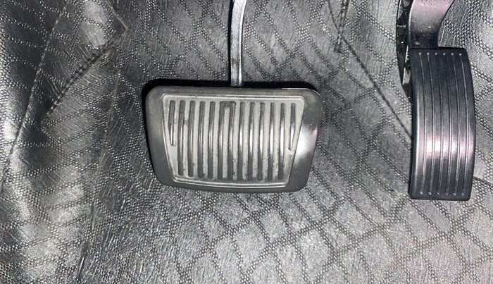 2021 Hyundai VENUE SX PLUS 1.0 TURBO DCT, Petrol, Automatic, 47,760 km, Pedals