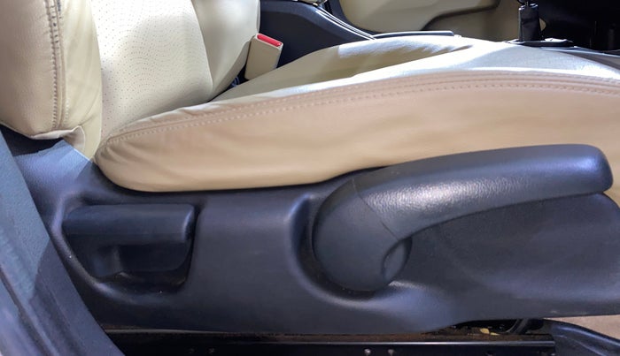 2019 Honda City 1.5L I-VTEC ZX, Petrol, Manual, 57,751 km, Driver Side Adjustment Panel