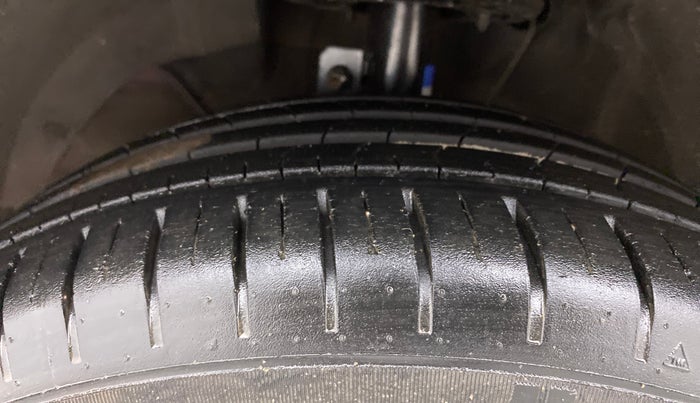 2019 Maruti Baleno ZETA PETROL 1.2, Petrol, Manual, 24,435 km, Left Front Tyre Tread