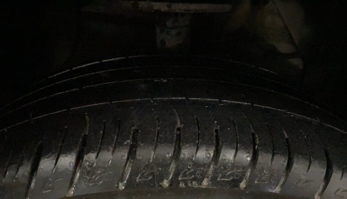 2023 Maruti BREZZA ZXI SMART HYBRID , Petrol, Manual, 39,187 km, Right Front Tyre Tread