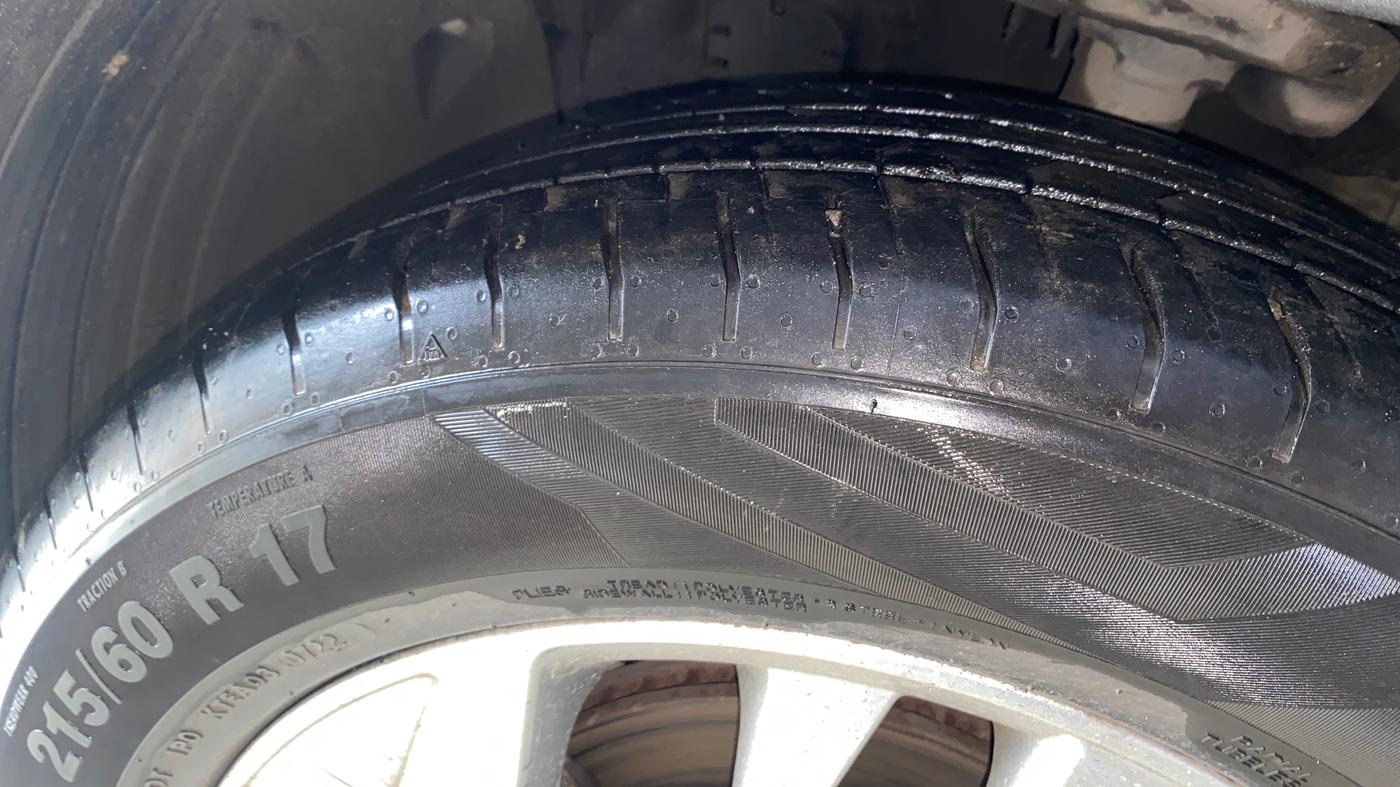 2022 Hyundai Creta SX 1.5 PETROL, Petrol, Manual, 28,589 km, Left Front Tyre Tread
