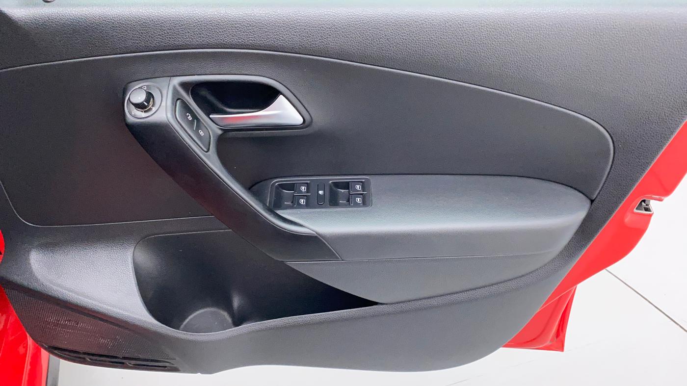 2021 Volkswagen Polo HIGHLINE PLUS 1.0 TSI AT, Petrol, Automatic, 22,155 km, Driver Side Door Panels Control