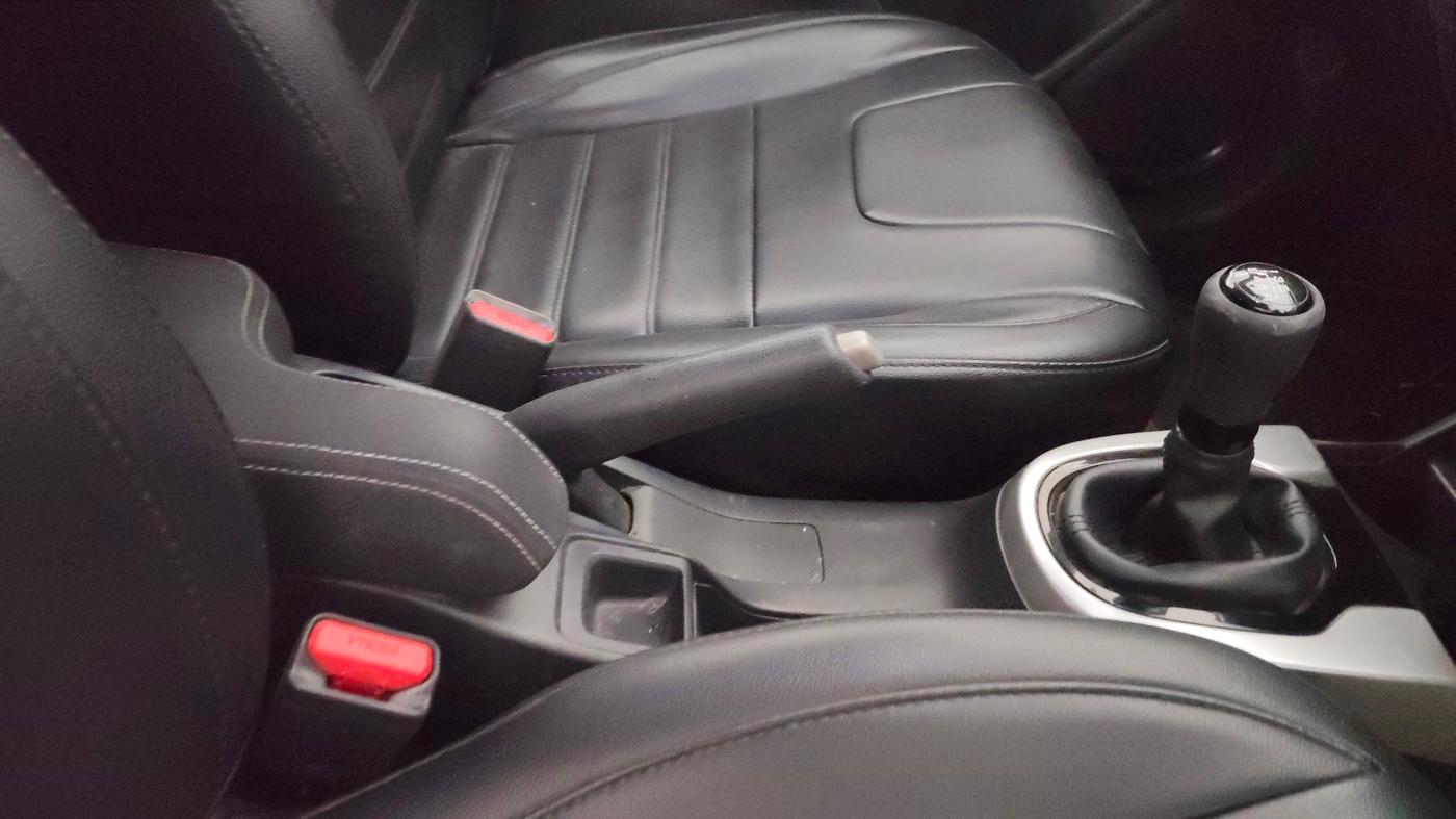 2018 Honda WR-V 1.5L I-DTEC VX MT, Diesel, Manual, 66,682 km, Gear Lever