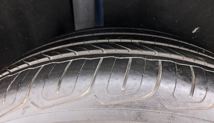 2018 Ford Ecosport TITANIUM + 1.5L PETROL AT, Petrol, Automatic, 38,288 km, Right Rear Tyre Tread