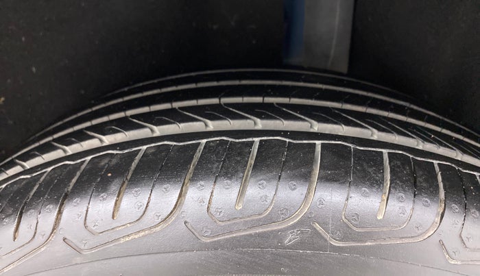 2018 Ford Ecosport TITANIUM + 1.5L PETROL AT, Petrol, Automatic, 38,288 km, Left Rear Tyre Tread