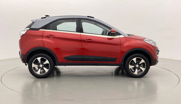 2018 Tata NEXON XZA+ 1.2 Dual Tone, Petrol, Automatic, 17,022 km, Right Side View