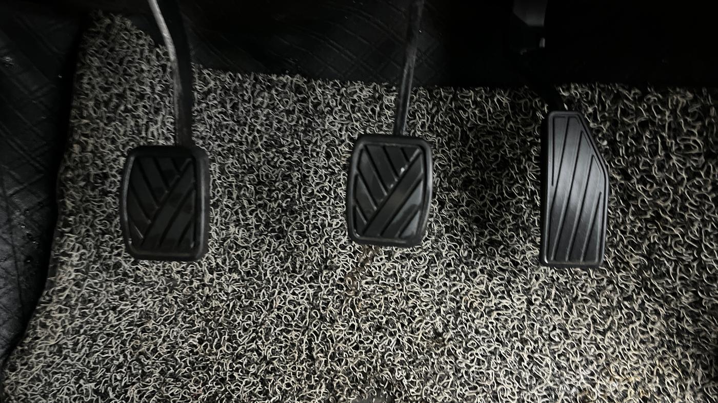 2023 Maruti New Wagon-R VXI 1.0, Petrol, Manual, 40,893 km, Pedals