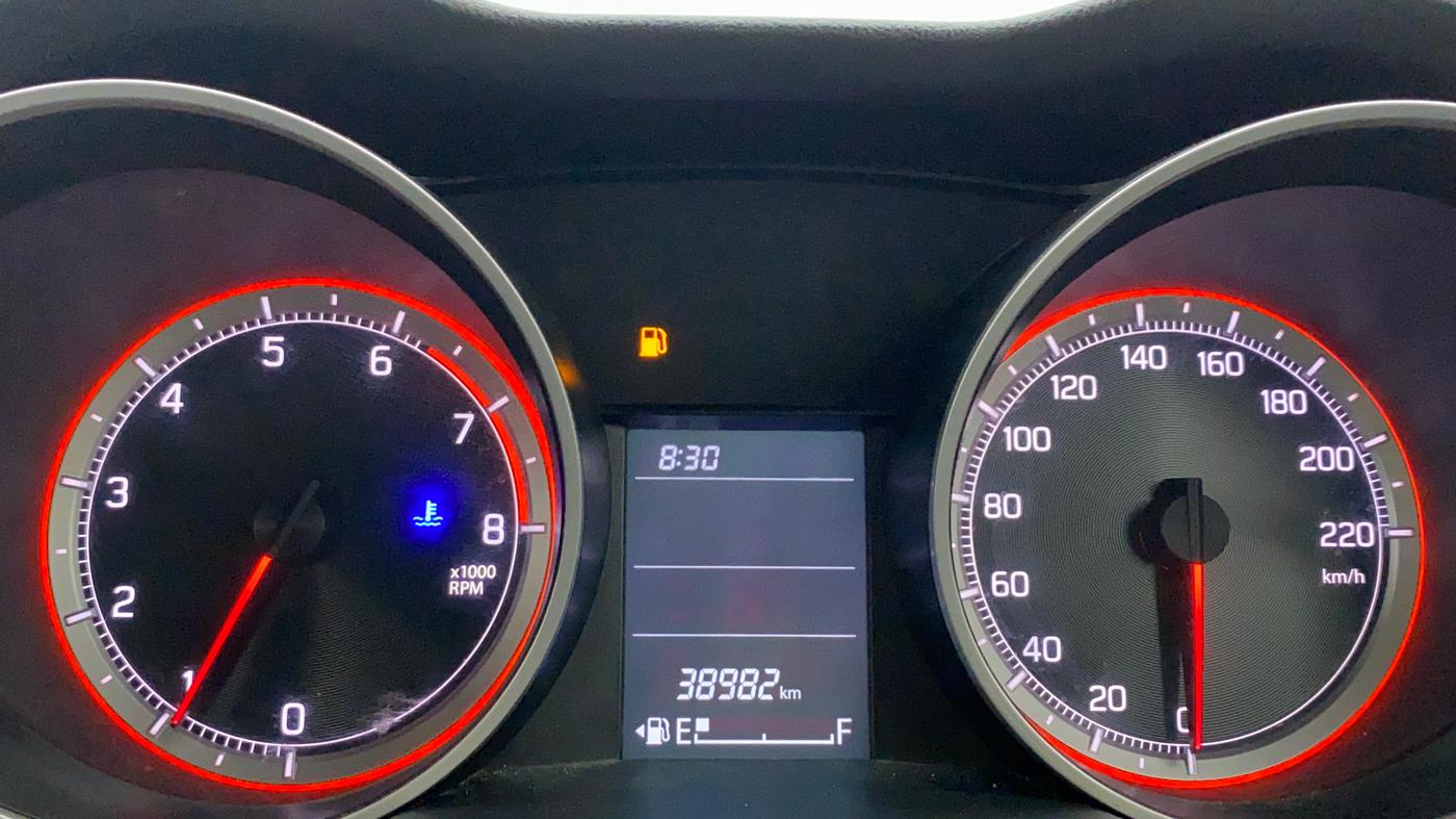 2018 Maruti Swift VXI, Petrol, Manual, 38,982 km, Odometer Image