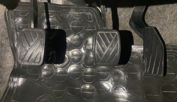 2014 Maruti Celerio ZXI, Petrol, Manual, 77,885 km, Pedals