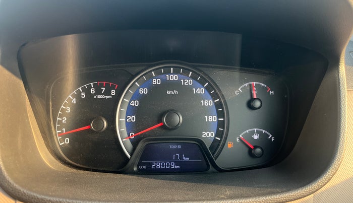 2015 Hyundai Xcent S (O) 1.2, Petrol, Manual, 27,993 km, Odometer Image