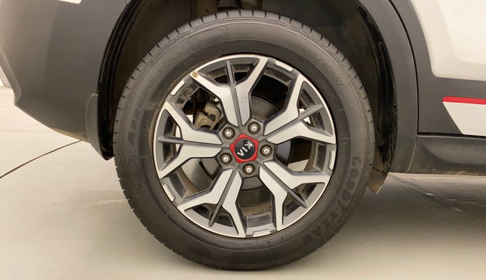 2020 KIA SELTOS GTX 1.4 PETROL, Petrol, Manual, 31,933 km, Right Rear Wheel