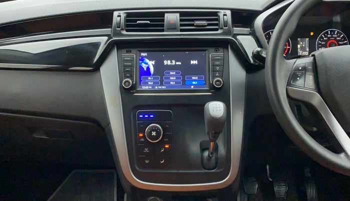 2018 Mahindra KUV 100 NXT K8 P 6 STR, Petrol, Manual, 21,098 km, Air Conditioner