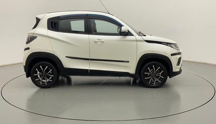 2018 Mahindra KUV 100 NXT K8 P 6 STR, Petrol, Manual, 21,098 km, Right Side View