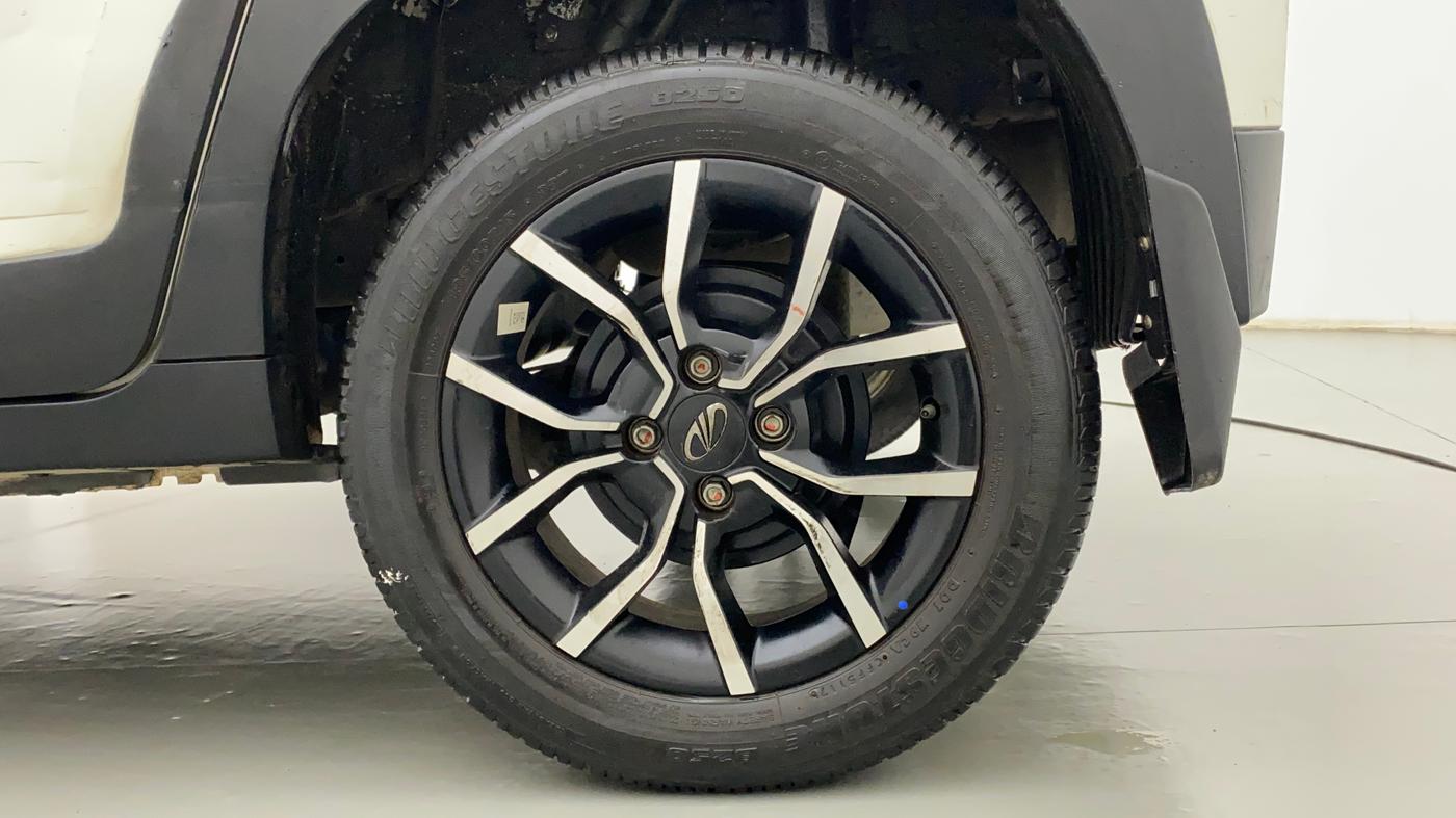 2018 Mahindra KUV 100 NXT K8 P 6 STR, Petrol, Manual, 21,098 km, Left Rear Wheel