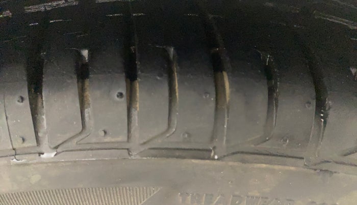 2015 Honda Mobilio 1.5L I-VTEC S, Petrol, Manual, 3,891 km, Right Front Tyre Tread