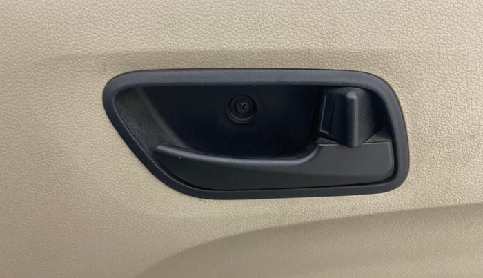 2019 Hyundai NEW SANTRO SPORTZ MT, Petrol, Manual, 38,438 km, Driver Side Door Panels Control