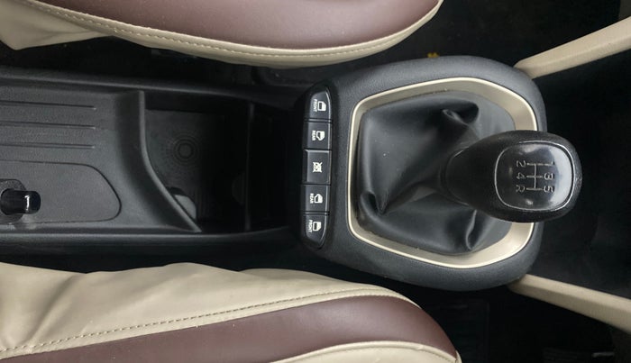 2019 Hyundai NEW SANTRO SPORTZ MT, Petrol, Manual, 38,438 km, Gear Lever