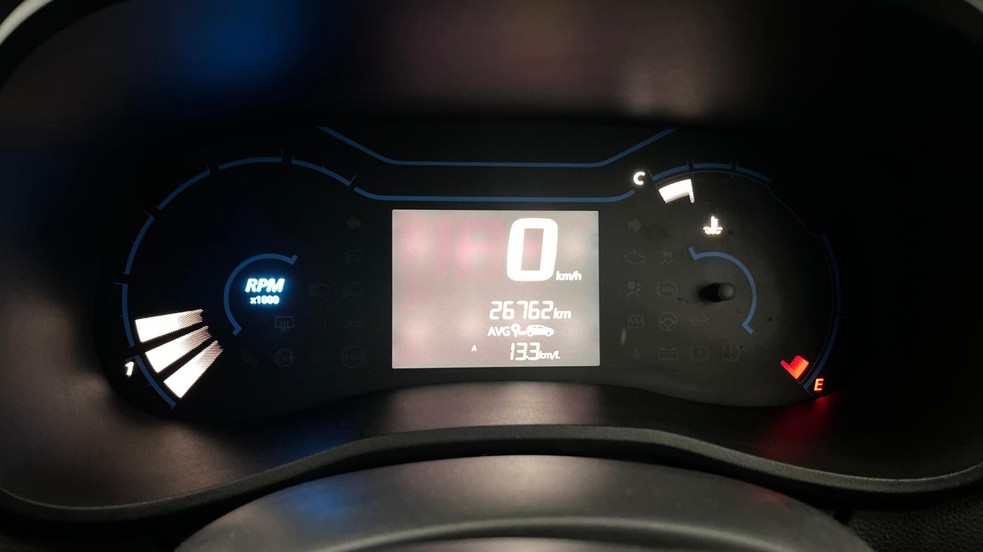 2022 Renault Kwid RXT 1.0, Petrol, Manual, 26,762 km, Odometer Image