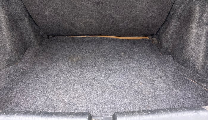 2013 Honda Amaze 1.2 VXMT I VTEC, Petrol, Manual, 53,728 km, Boot Inside