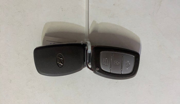 2018 Hyundai Elite i20 ASTA 1.2 (O), Petrol, Manual, 16,245 km, Key Close Up