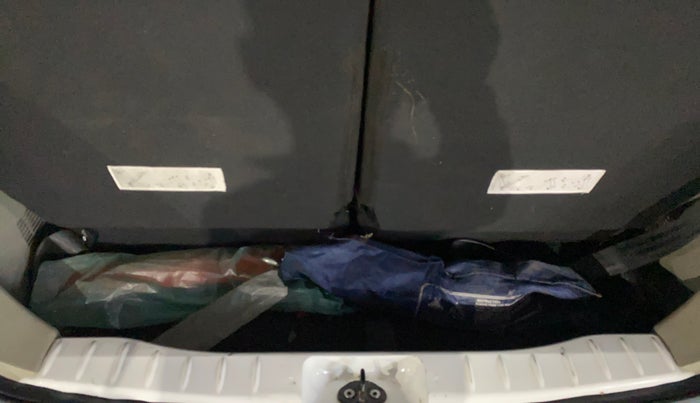 2019 Renault TRIBER RXT, Petrol, Manual, 47,204 km, Boot Inside