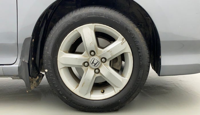 2010 Honda City 1.5L I-VTEC V MT, Petrol, Manual, 1,10,360 km, Right Front Wheel
