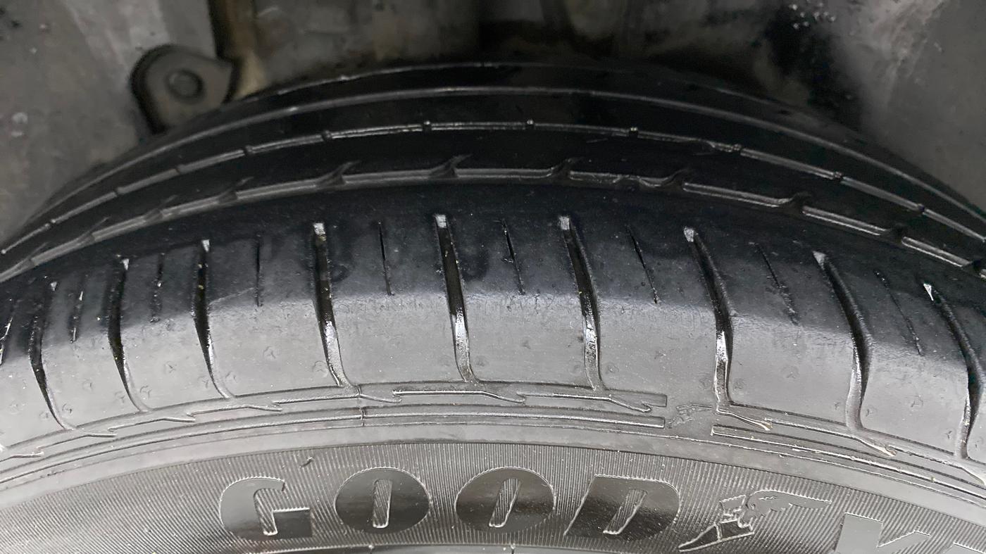 2019 KIA SELTOS HTX AT PETROL, Petrol, Automatic, 58,737 km, Right Rear Tyre Tread