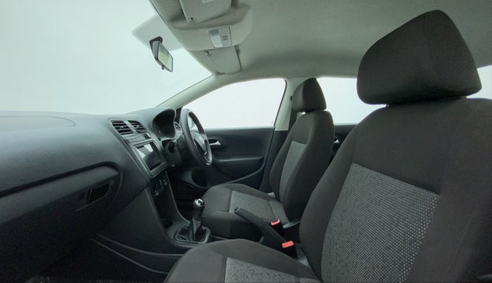 2019 Volkswagen Ameo TRENDLINE 1.0L, CNG, Manual, 84,609 km, Right Side Front Door Cabin