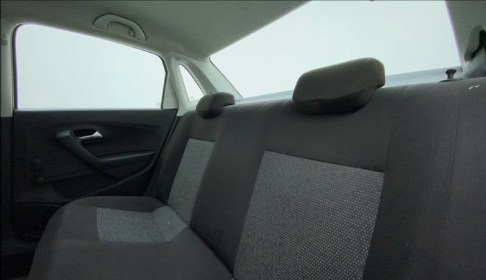 2019 Volkswagen Ameo TRENDLINE 1.0L, CNG, Manual, 84,609 km, Right Side Rear Door Cabin