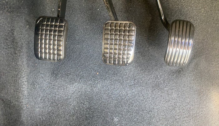 2016 Tata Tiago XM PETROL, Petrol, Manual, 55,611 km, Pedals