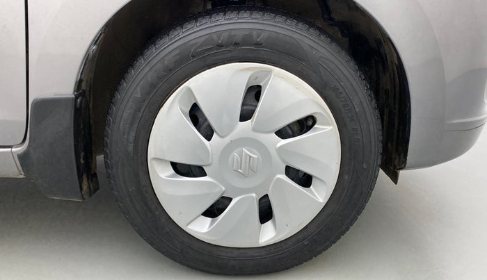 2015 Maruti Celerio ZXI, Petrol, Manual, 26,395 km, Right Front Wheel