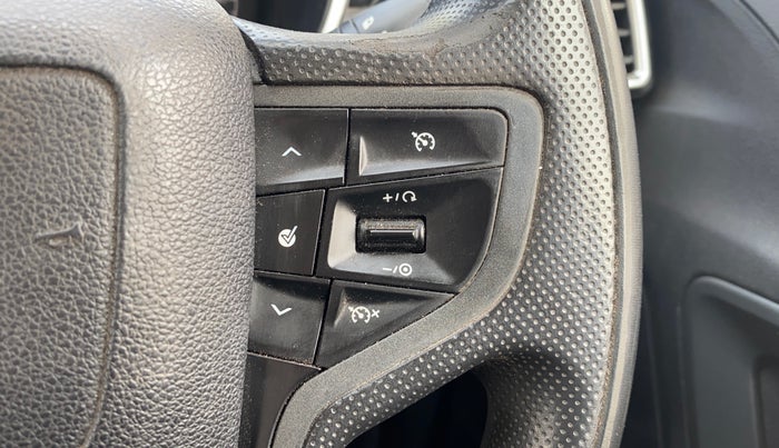 2019 Tata Harrier XZ 2.0L DARK EDITION, Diesel, Manual, 82,573 km, Adaptive Cruise Control