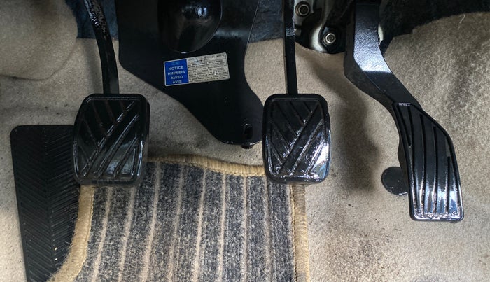 2016 Maruti Ciaz VXI+, Petrol, Manual, 1,06,270 km, Pedals