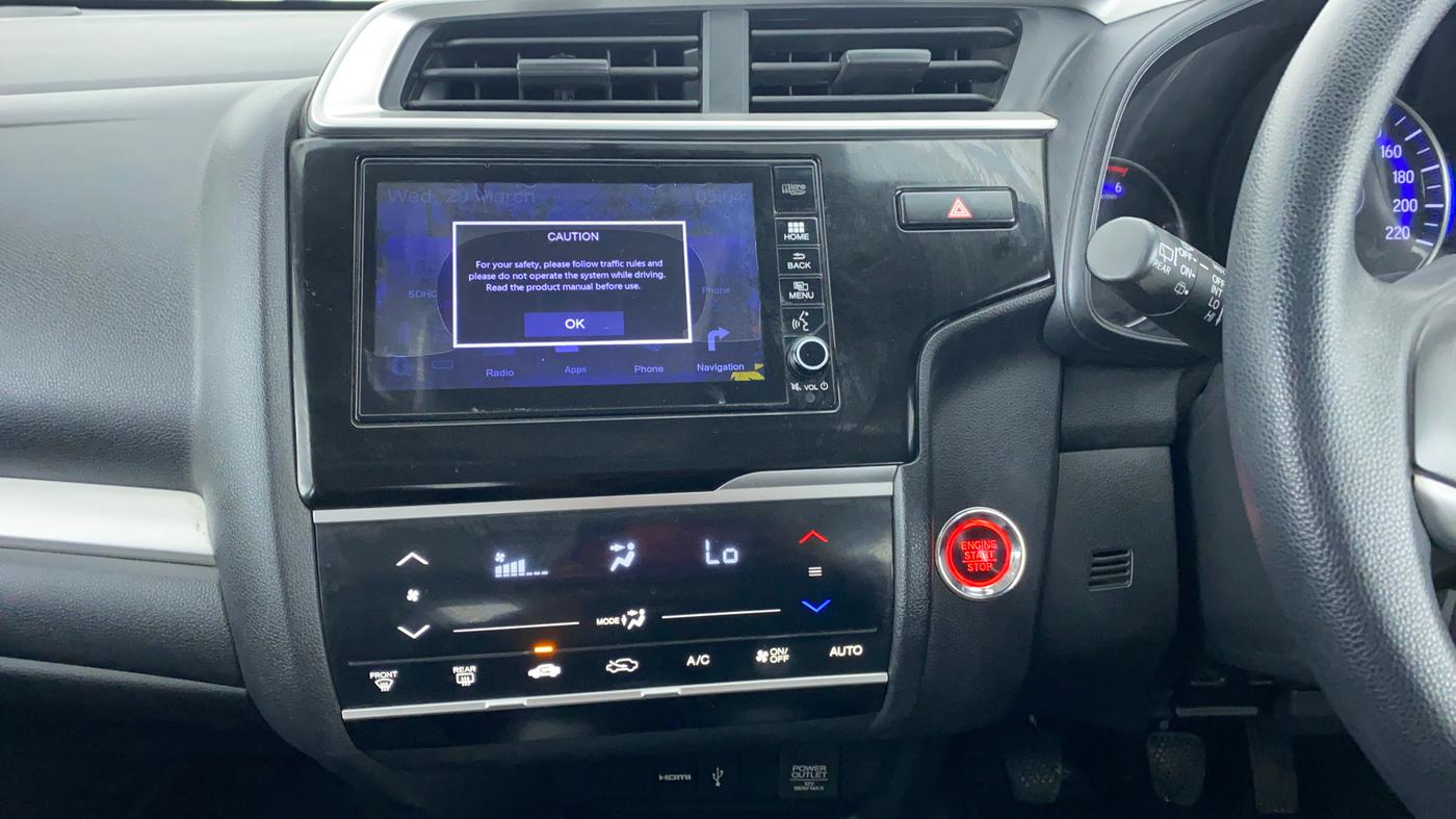 2018 Honda WR-V 1.5 i-DTEC VX MT, Diesel, Manual, 64,774 km, Air Conditioner