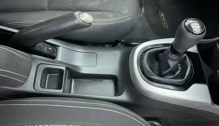 2018 Honda WR-V 1.5 i-DTEC VX MT, Diesel, Manual, 64,774 km, Gear Lever