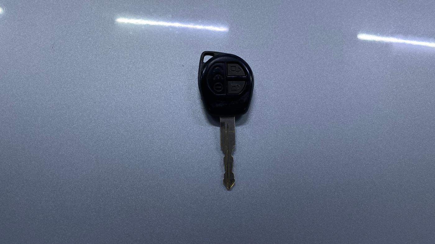 2017 Maruti Vitara Brezza VDI (O), Diesel, Manual, 48,368 km, Key Close Up