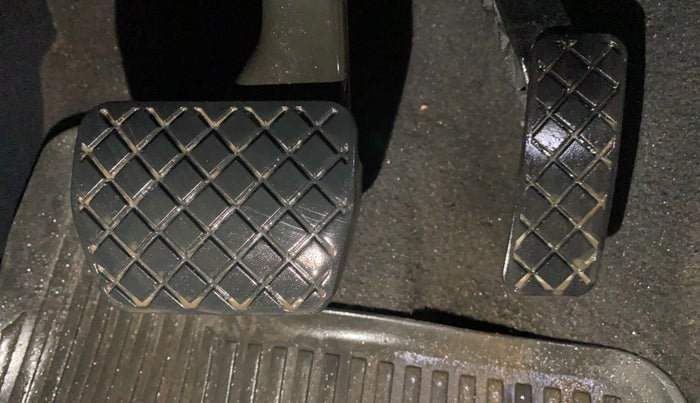 2016 Skoda Superb L&K 1.8 TSI AT, Petrol, Automatic, 28,278 km, Pedals