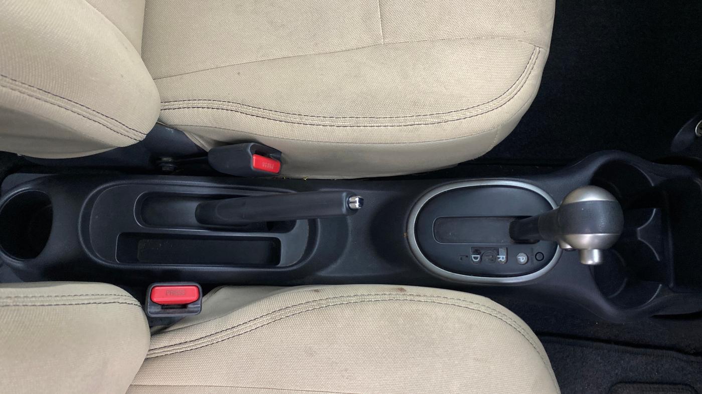 2018 Nissan Micra XL CVT, Petrol, Automatic, 39,526 km, Gear Lever