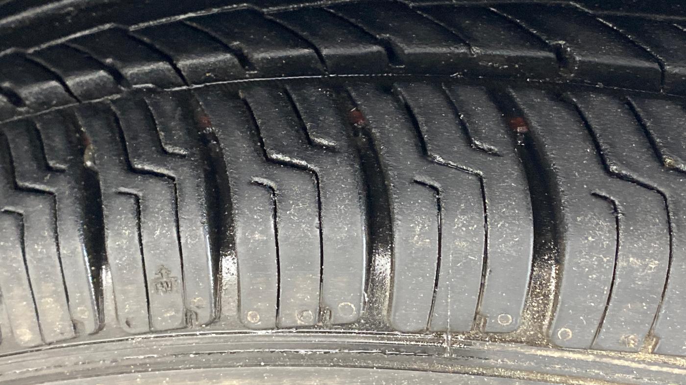 2018 Nissan Micra XL CVT, Petrol, Automatic, 39,526 km, Right Front Tyre Tread