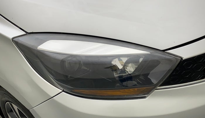 2018 Tata TIGOR XZ PETROL, Petrol, Manual, 85,987 km, Right headlight - Minor scratches