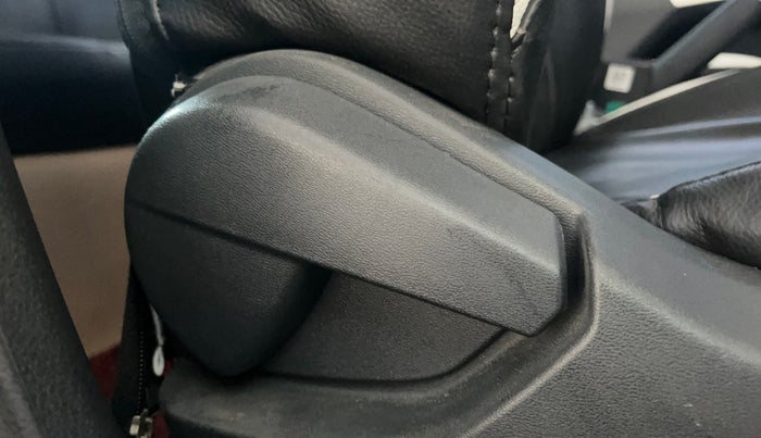 2021 Nissan MAGNITE XL, Petrol, Manual, 9,933 km, Driver Side Adjustment Panel