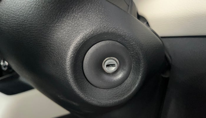 2021 Nissan MAGNITE XL, Petrol, Manual, 9,933 km, Keyless Start/ Stop Button